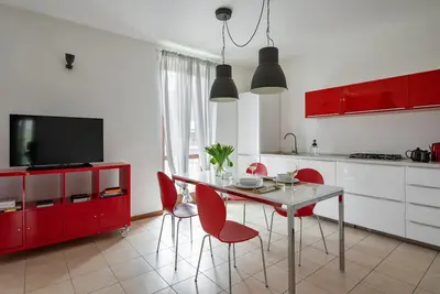 Image de Trilocale 7 chambres jardin garage wifi Gardasee