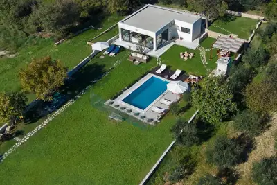 Image de Villa de luxe Olive Garden située à Split avec piscine privée