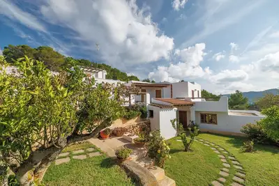 Image de Charmante et authentique maison ibicencienne, avec piscine, barbecue, près de San Jose et de la plage de Cala C