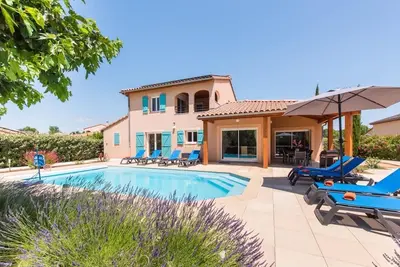 Image de Villa Julie pour 10 personnes avec piscine privée
