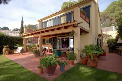 Image de Lovely Garden House in Mar Menuda