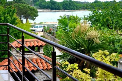 Image de Appartement Linda avec terrasse vue mer, à deux pas de la plage, jardin