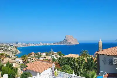 Image de Magnifique maison de vacances avec piscine privée et vue magnifique sur la mer