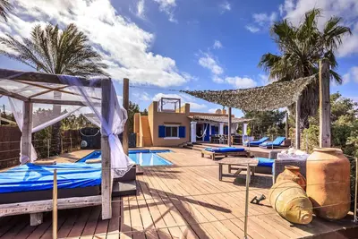 Image de Fantastiquement belle maison avec vue sur Ibiza