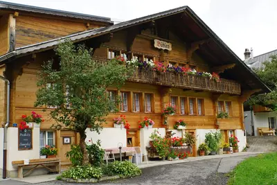 Image de appartement confortable dans un endroit calme