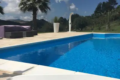 Image de Villa avec piscine dans les pittoresques montagnes des Madonie en Sicile