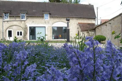 Image de Gîte Hg2m - Pondichery - dans parc de sculptures  - in a sculpture park