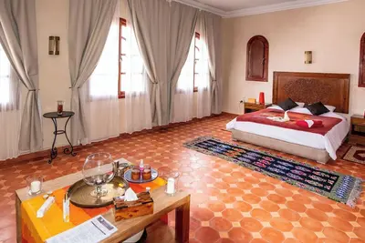 Image de Suite double Tidzi avec salle d'eau privative vue Piscine