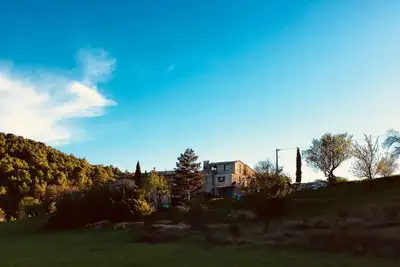 Image de Dans un Petit Mas de caractère. . .