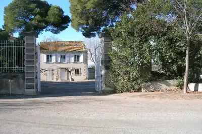 Image de maison de campagne avec piscine privée chauffée 15mn de la mer