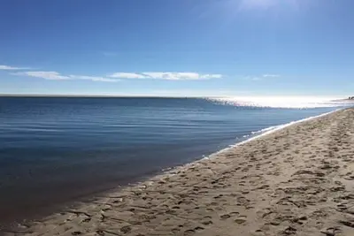Image de Old Cape Cod Charm à Chatham Ma, 1/4 mile à distance de marche de la plage Hardings