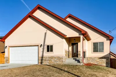 Image de Rambling Ranch-Style Home Sleeps 8 - Near Golden, I-70, and the Rockies!