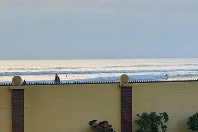 Image de Appartement face Ă la plage. Depto frente a la playa