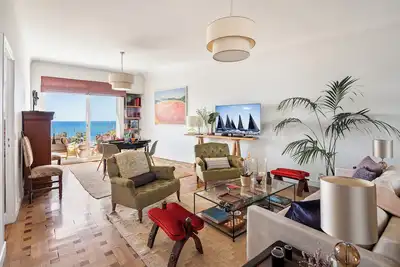 Image de Luxe unique, appartement, vue mer, centre 100m2, emplacement idéal