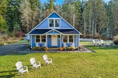 Image de Cottage de charme près de Roche Harbor! Nouvellement listé! (Blue Sea Bungalow)