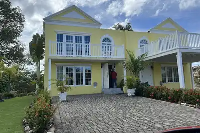Image de Maison de ville neuve et privée de luxe en front de mer / bord de mer à Negril, en Jamaïque