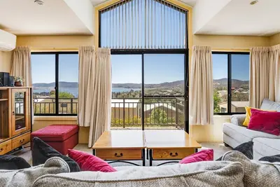 Image de Dromaius 5 - Superbes vues sur les montagnes enneigées