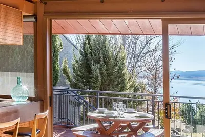 Image de Kangourou gris - sur le lac Jindabyne