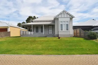 Image de Paperbark Homestead - Friendly Pet