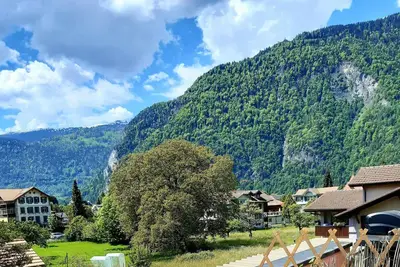Image de Balcons spacieux, légers et ensoleillés. Proche de toutes commodités. Superbes vues.
