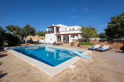 Image de Agréable villa avec piscine, court de padel et terrain de football - Can Gat Ibiza