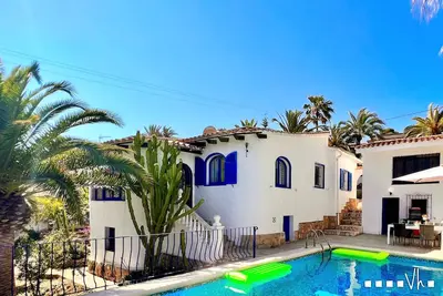 Image de Sabatera - Villa avec piscine privée pour 6 personnes à Moraira
