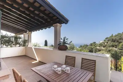 Image de Luxury House in Cala Llevado 3