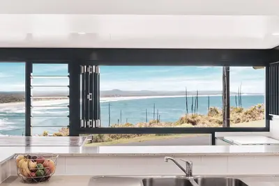 Image de Oce95 - Vue Panoramique Sur L'OCÉAN Sur Le Pacifique