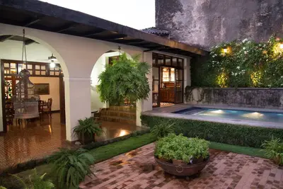Image de San Miguel Belle résidence coloniale disponible au coeur de Grenade