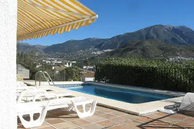 Image de Vinuela, Andalousie. Maison à louer. € 400 par semaine, 2 lits, Cortijos Romero,