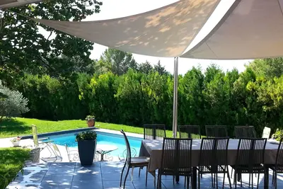 Image de Grande villa avec piscine et parc, en Provence
