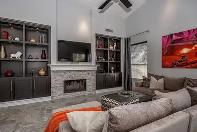 Image de Luxe North North Scottsdale Accueil près de Kierland avec piscine!