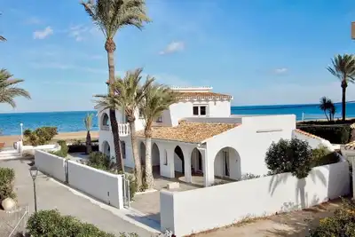 Villa La Yuca 1ª Línea Playa