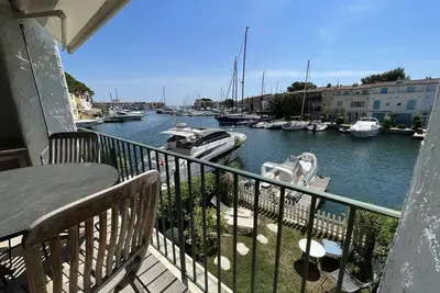 Image de Port Grimaud : Appartement de rêve dans cartier calme et précieux