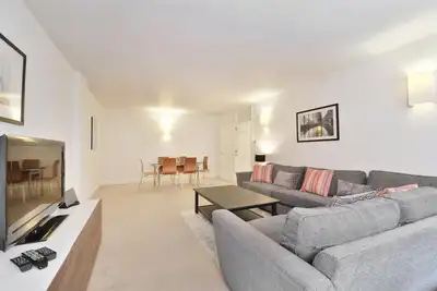 Image de Appartement Moderne pour 8 Personnes