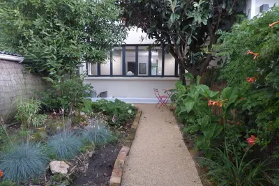 Image de Maison avec jardin proche plage / centre-ville