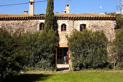 Image de appartement indépendant de 100 m2 dans demeure médéviale