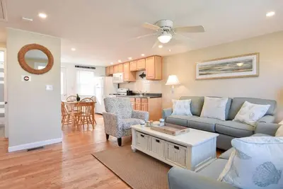 Image de N ° 906: Nouvellement mis à jour, Minutes de Beach & Town, Grand espace extérieur!