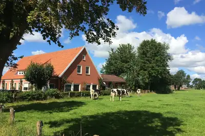 Image de Maison de vacances Xxl pour 24 personnes avec cinéma, bien-être, bar, 12 chambres et 10 salles de bain
