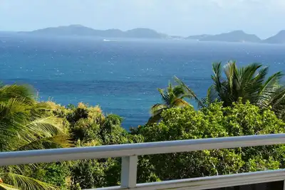 Image de Jolie villa de très bon standing avec vue sur mer et Montagne