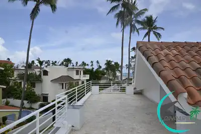Image de Deluxe E2, 2 Br, Vue Mer, Piscine, Terrasse Sur Le Toit! 2 ÉTAGES!
