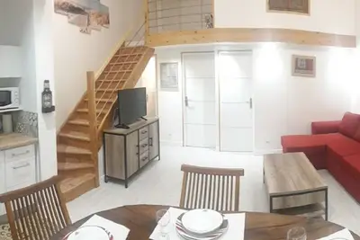 Image de A 250m de la Méditerranée, un maison de vacances au parfum de bord de mer.