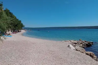 Image de Bel appartement avec vue sur la mer, jardin et terrasse, Wi-Fi gratuit