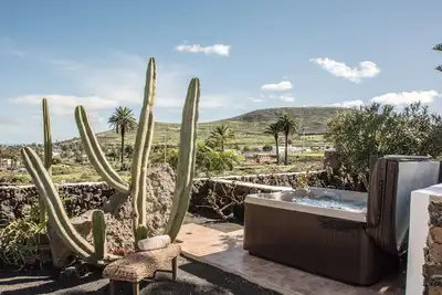 Image de Apartamento \"La Picolisima\" - finca unique dans la vallée des 1000 palmiers