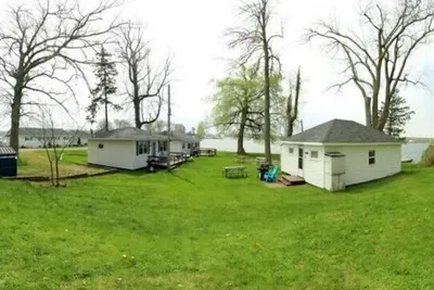 Image de Les Chalets Housekeeping Pines - Gananoque - Cottage 1