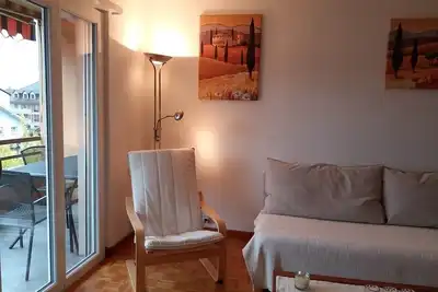 Image de Appartement confortable à côté de la gare et du lac Leman