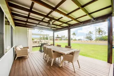 Image de \"The Den\" - En bas - Grasstree Beachfront Shacks