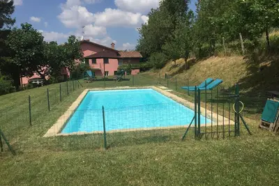 Image de Vieille maison avec piscine et grand jardin dans les collines de Gavi