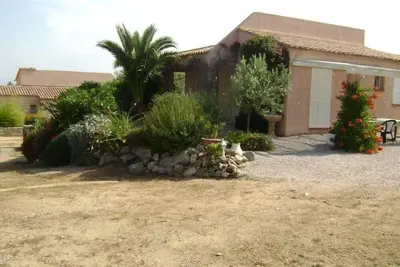 Image de agréable villa climatisée 3 chambres au calme dans marina de sant ambroggio