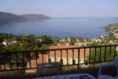 Image de Appt lumineux a tiuccia, superbe vue sur mer et montagne, tranquillite repos